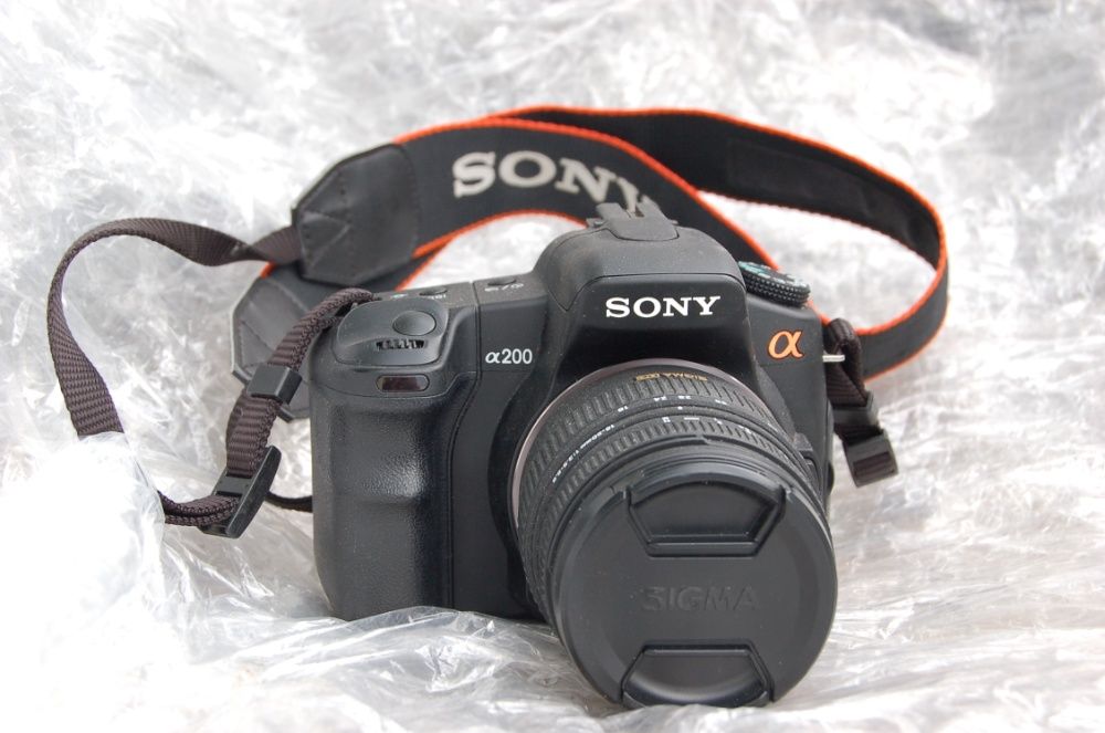Зеркальный фотоаппарат Sony A200