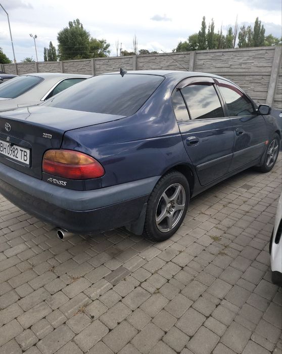 Toyota Avensis 2001