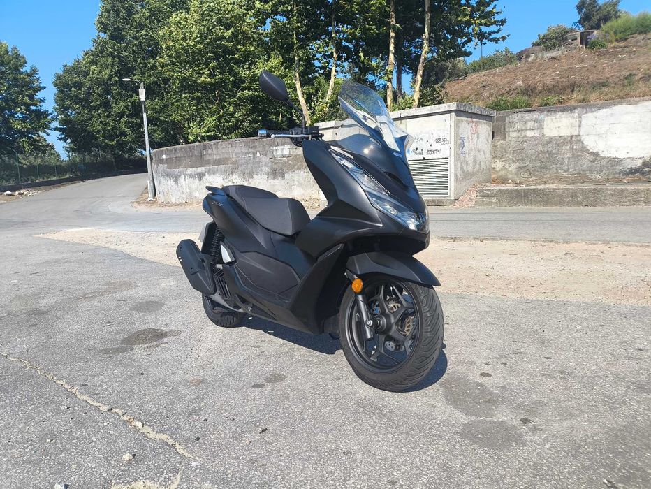Honda PCX 125 de 10/2023 excelente