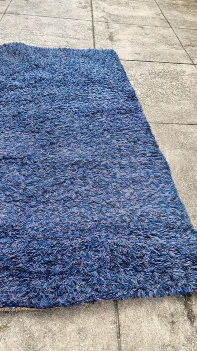 Selling a rug in excellent condition