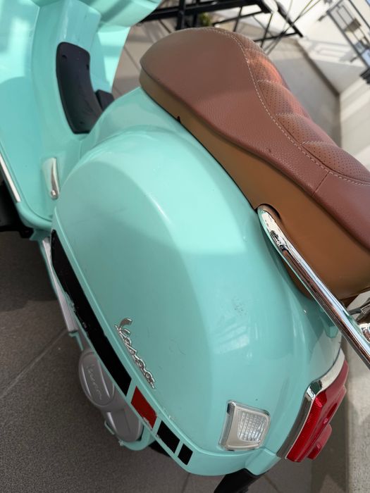 Skuter Elektryczny Vespa ( bardzo mało używany jak nowy )