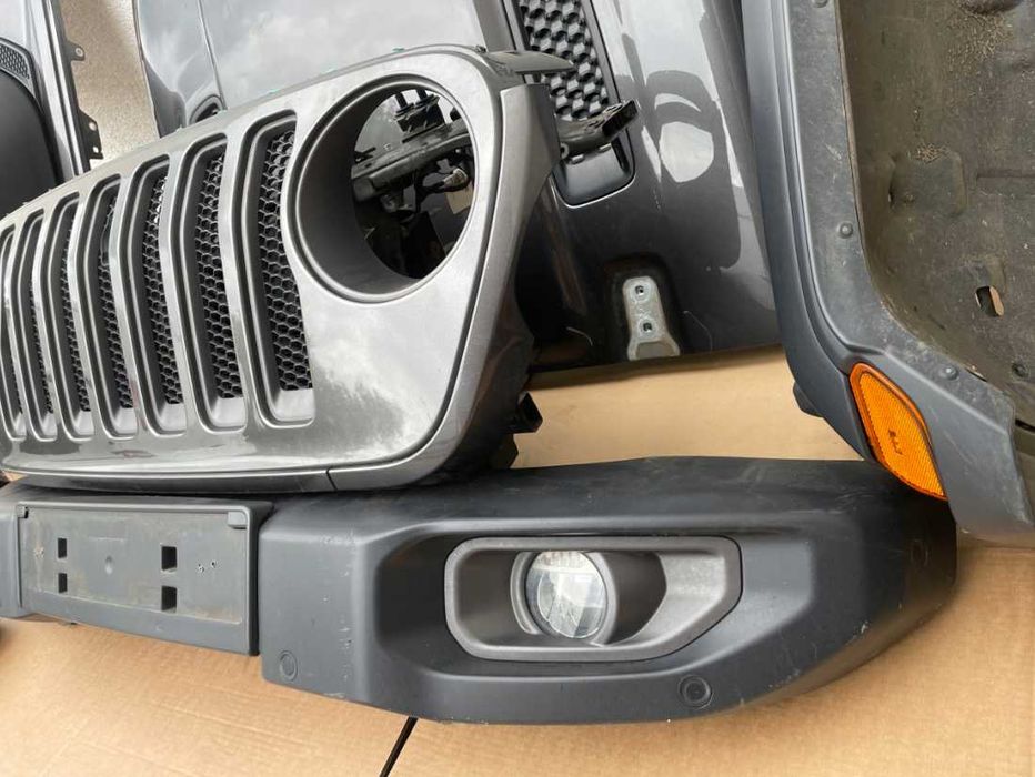 Перед Jeep Wrangler JL Rubicon 2.0T комплект