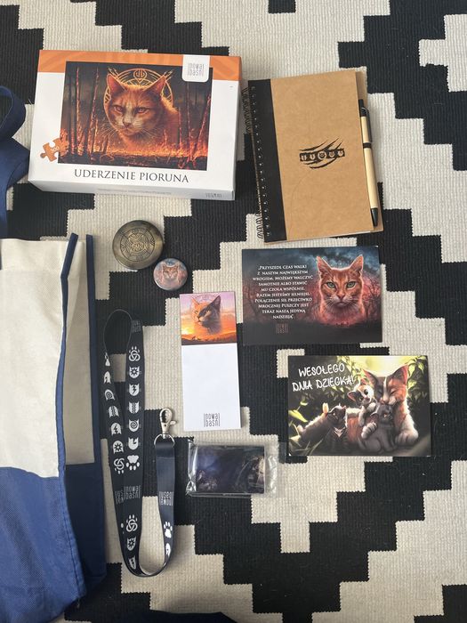 Wojownicy — Dodatki