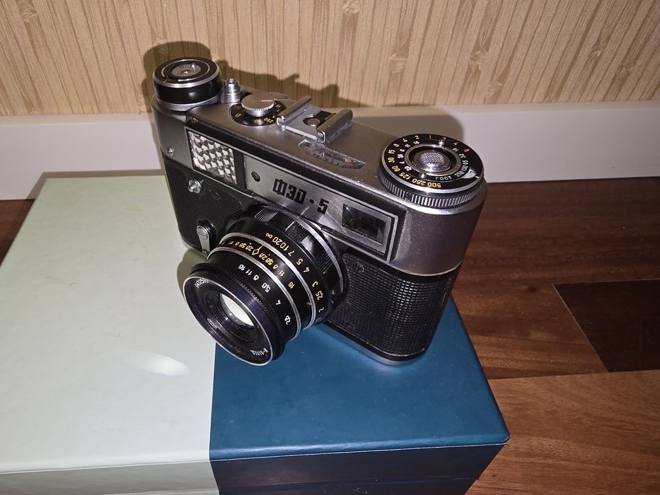 Фотокамера ФЕД 5 (СРСР)