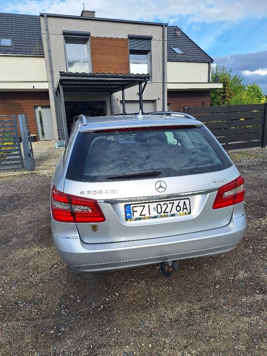 Sprzedam Mercedes Benz E 250 CDI 4MATIC
