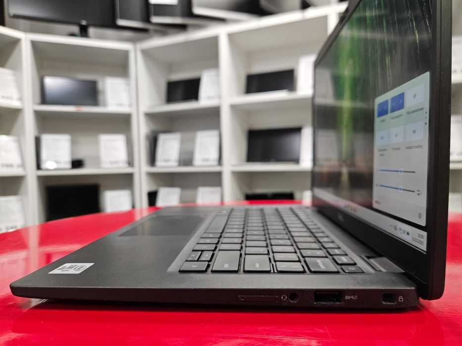 Lekki Dell Latitude 7310 13" i5-10310u 8GB 256SSD USB-C Win11 Faktura