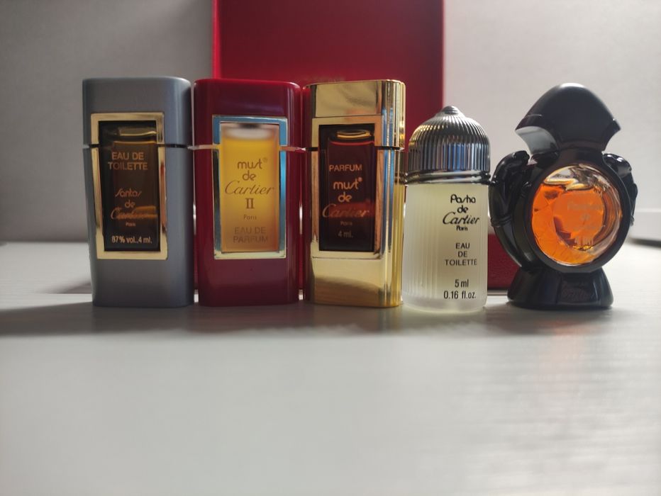 Piękny vintage zestaw Cartier 5 miniaturek perfumy