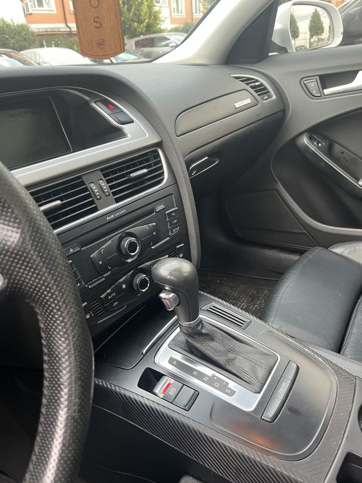 Продам Ауди A4 б 8 2009 г.