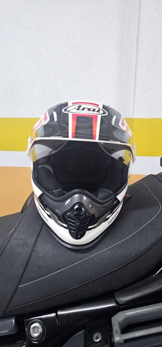 Capacete Arai Tour X4 com viseira nova extra