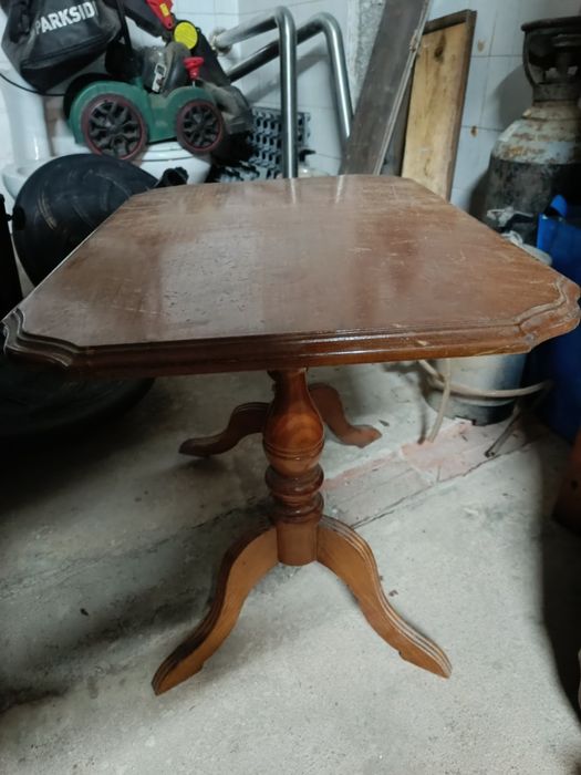 5 Mesas de madeira usado pés partidos