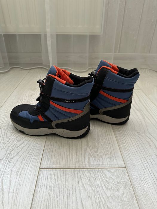 Зимові  чоботи ботинки черевики Geox ,Superfit р 35,36 Ecco