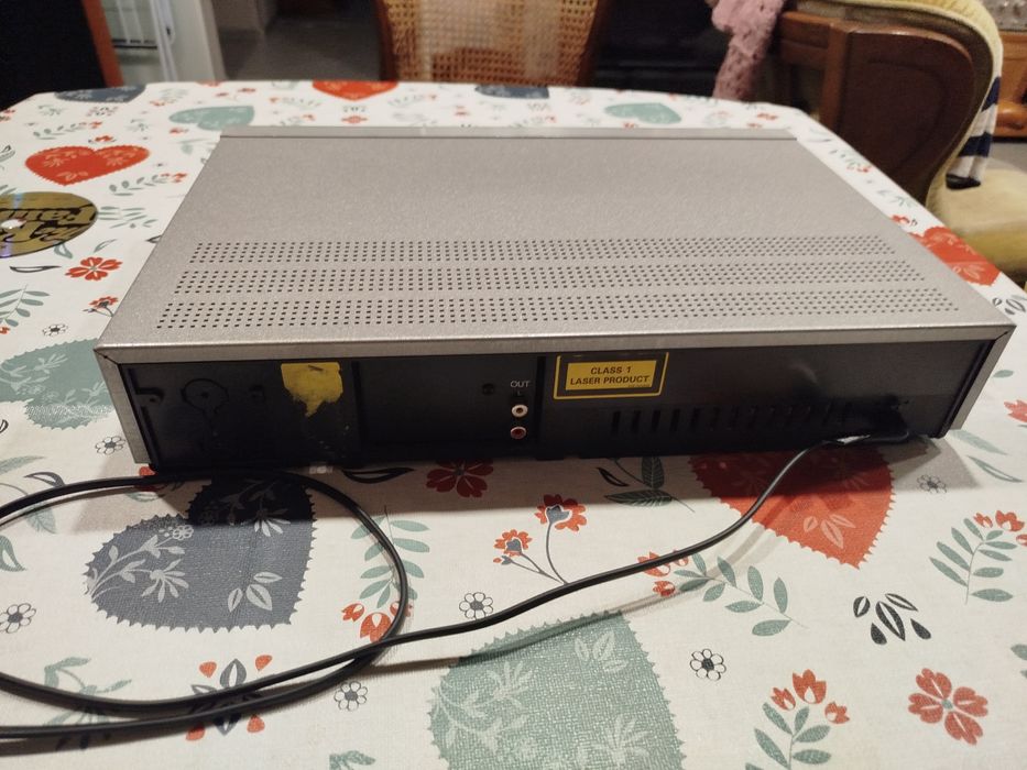 Philips CD 471    stan bardzo dobry