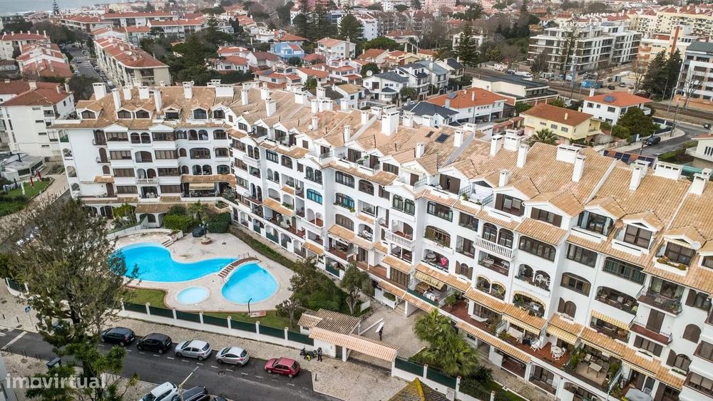 Penthouse T4 com piscina, Junqueiro Carcavelos, Cascais