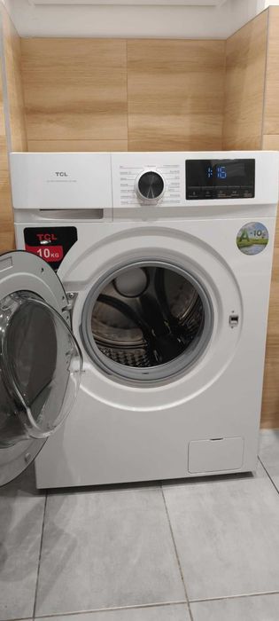 Sprzedam pralkę, klasa A, 10 kg wsadu, 1400 brotów/min - użyta 2 razy
