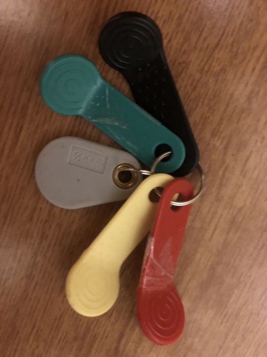 Универсальные ключи от домофона