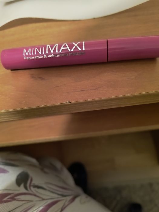 Tusz do rzęs Mini Maxi Panorama + Volume z Douglas