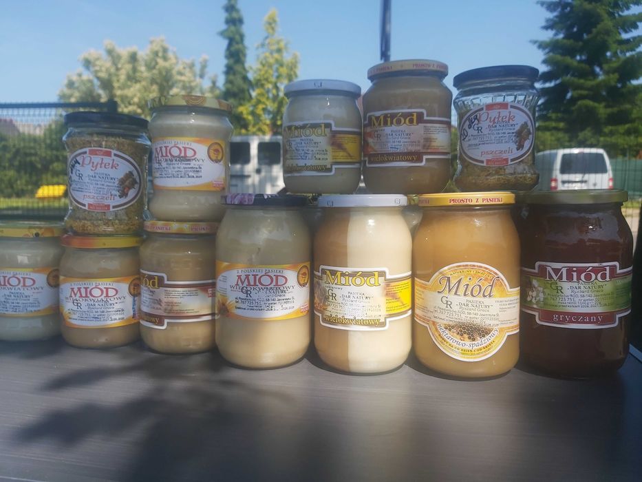 Miód , pierzga , pyłek kwiatowy , propolis (kit pszczeli)