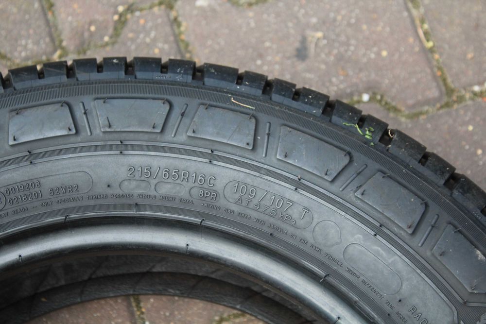 215 65 R16C Micheli Agilis 3