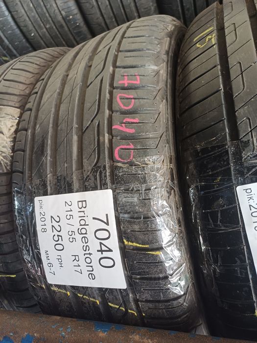 Продам летние шини 215/55 r17