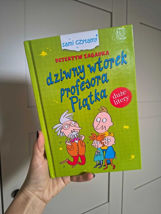 dziwne wtorki profesora Piątka detektywistyczna duże litery