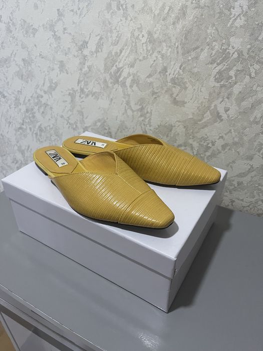 Мюли, шлепки, шлепанцы ZARA р.38.