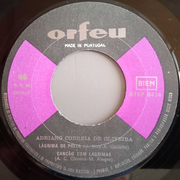 Adriano Correia de Oliveira - - - - - Lágrima de Preta - - - - - EP