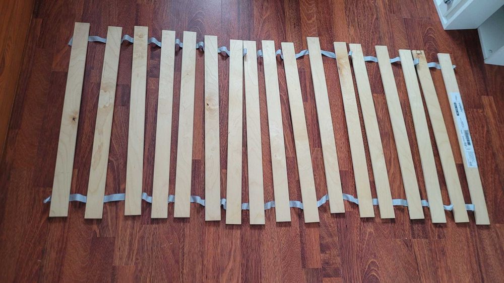 Cama de Casal IKEA (SONGESAND cama 140x200cm c/2 gavetas de arrumação)