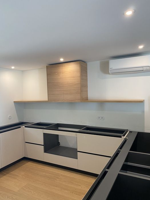 Montagem de Cozinhas