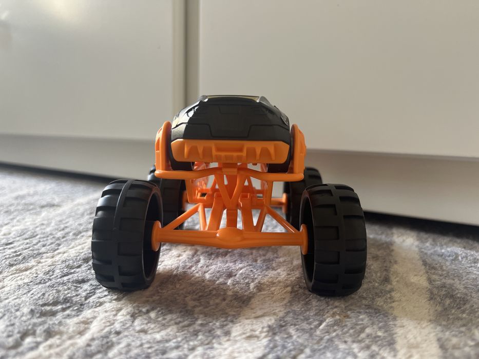 Samochodzik Monster Truck „HotWheels”