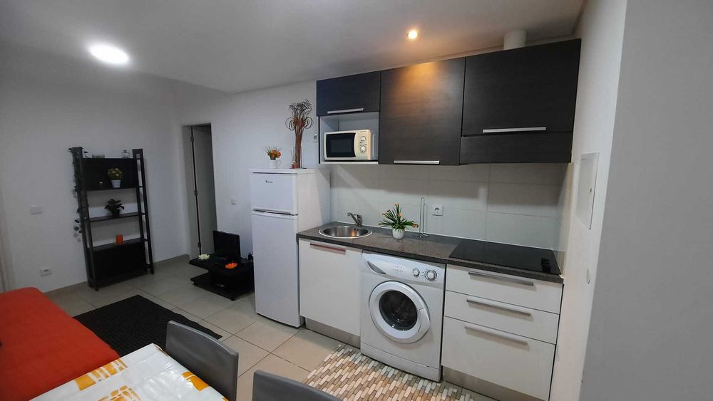 Arrenda-se apartamento T1 para férias-  Setembro