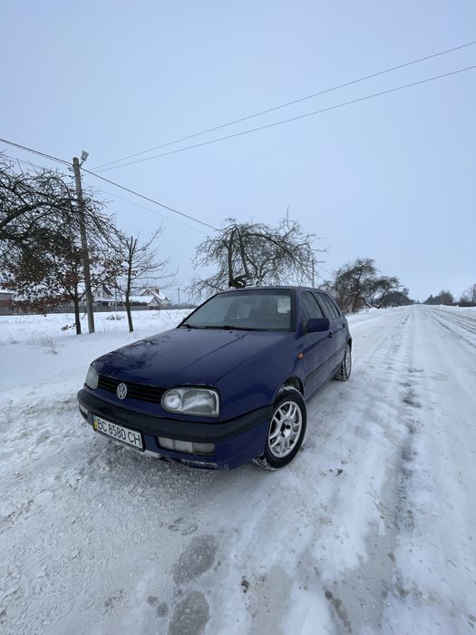 Гольф 3 в Продажі