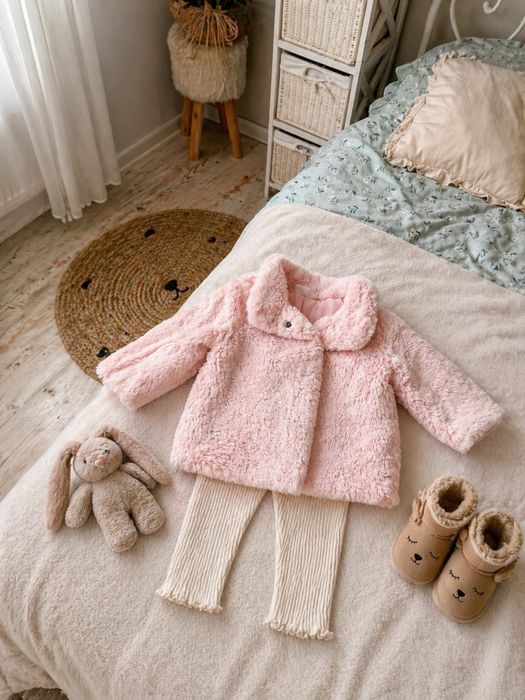 Kurteczka dziewczęca niemowlęca pudrowy róż futerko fluffy Zara  miękkie