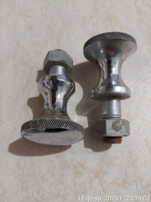 Меблева фурнітура: механізми/ножки/ручки/перемычки. Перешлю.