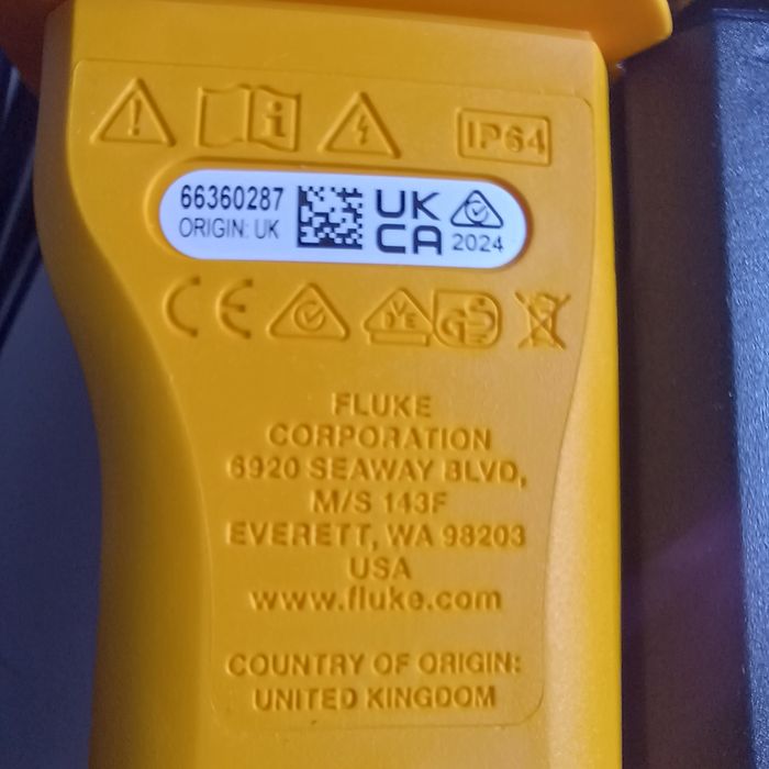 Тестер напруги Fluke T110