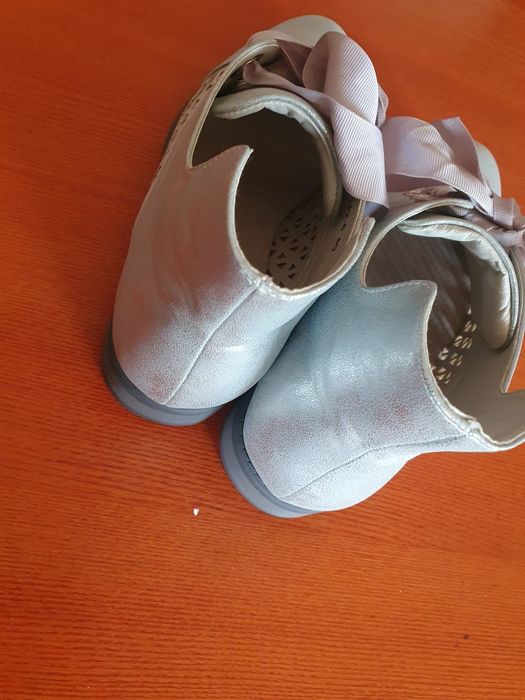 Półbuty botki  damskie 40 Jezzi