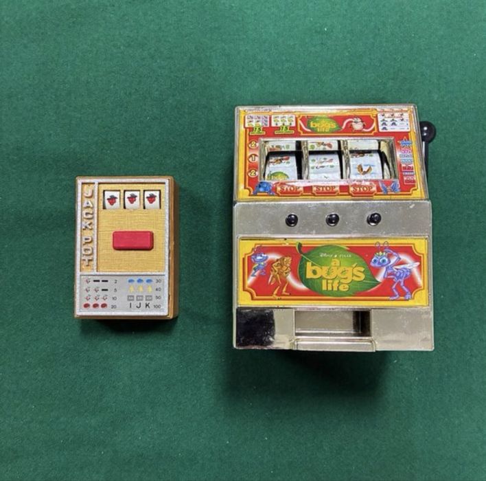 Duas Slot Machine