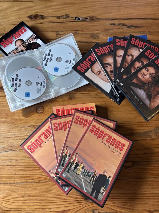 Caixa Filmes Dvds Serie Sopranos - temporadas 1 a 3