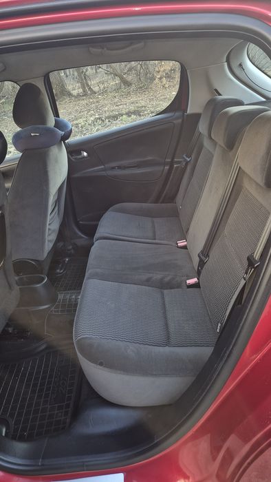 Peugeot 207 продаж