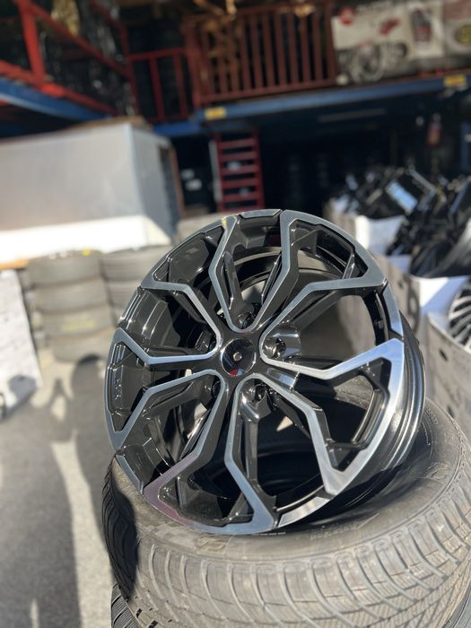 *Komplet alufelg 5x114.3 17”