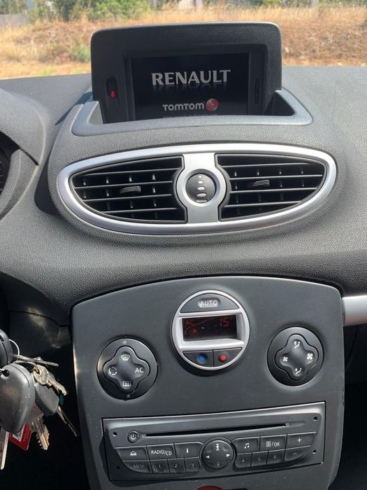 Renault Clio III 2011 89000km 1,2 75cv