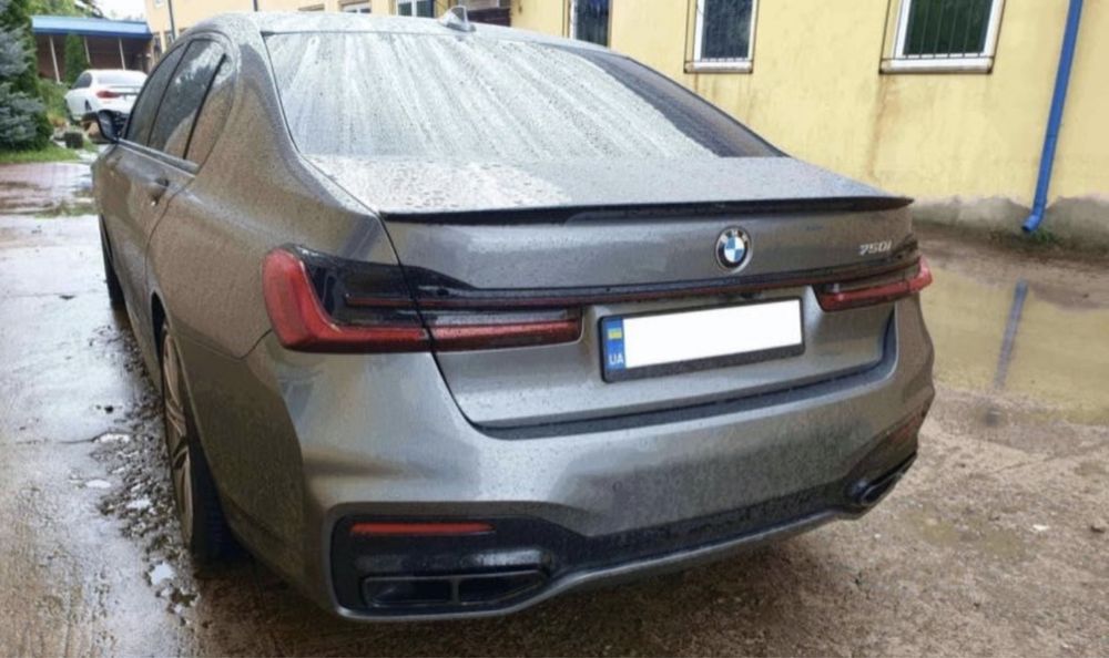 Рестайлинг 2019+ для BMW 7 Series G12 (2015-2019) Обвес M760 LCI, фары