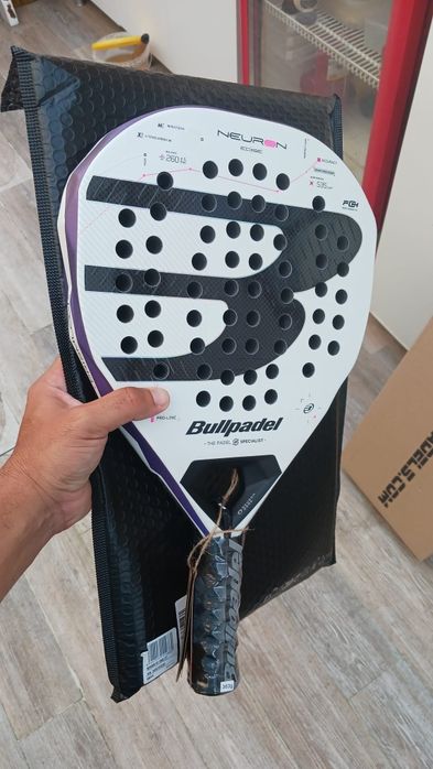 Despachar raquetes padel profissionais bullpadel 2027