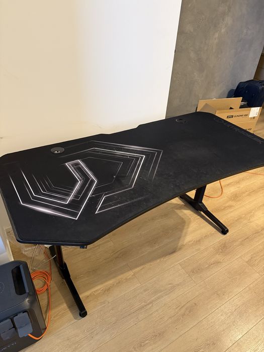 Геймерський ігровий стіл Ultradesk Frag XXL black