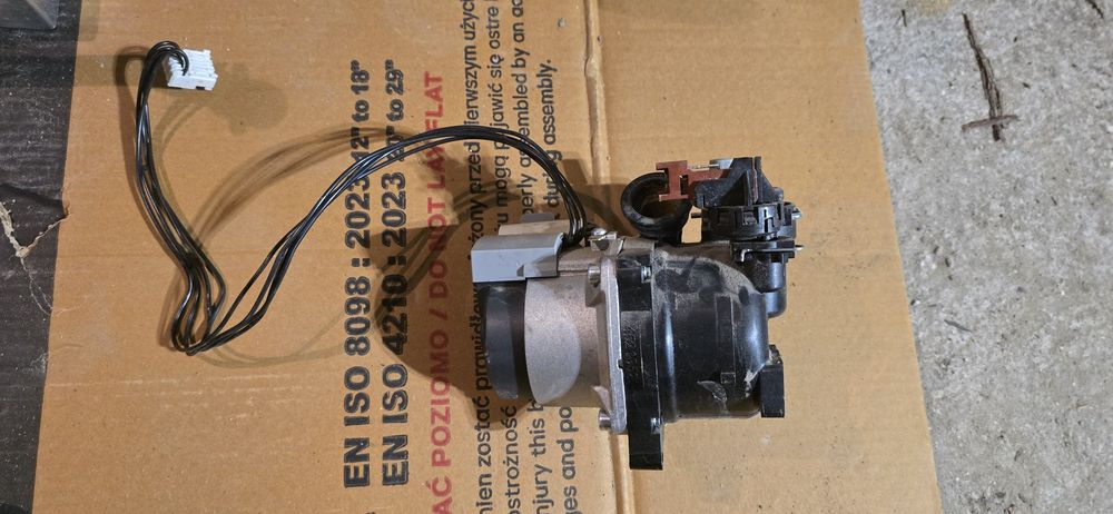 Pompa obiegowa pieca ariston egis premium
