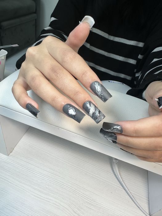 Манікюр з укріпленням 400грн Нагірна частина