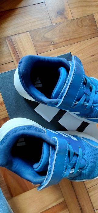 Sapatilhas criança Adidas 26