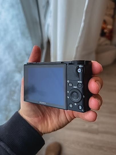 Aparat SONY RX100 VII