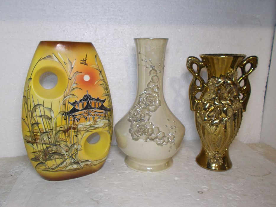 Вазы керамика , красивые позолота и роспись