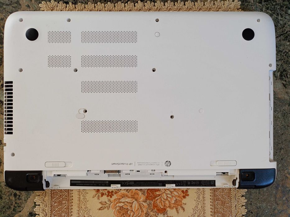 3 Laptopy MSI, HP, Bellagio