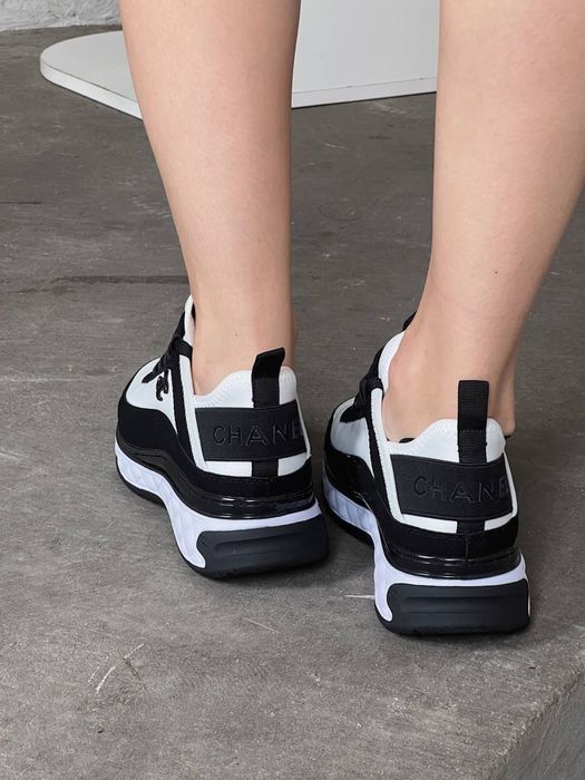 Sneakersy Chanel black white